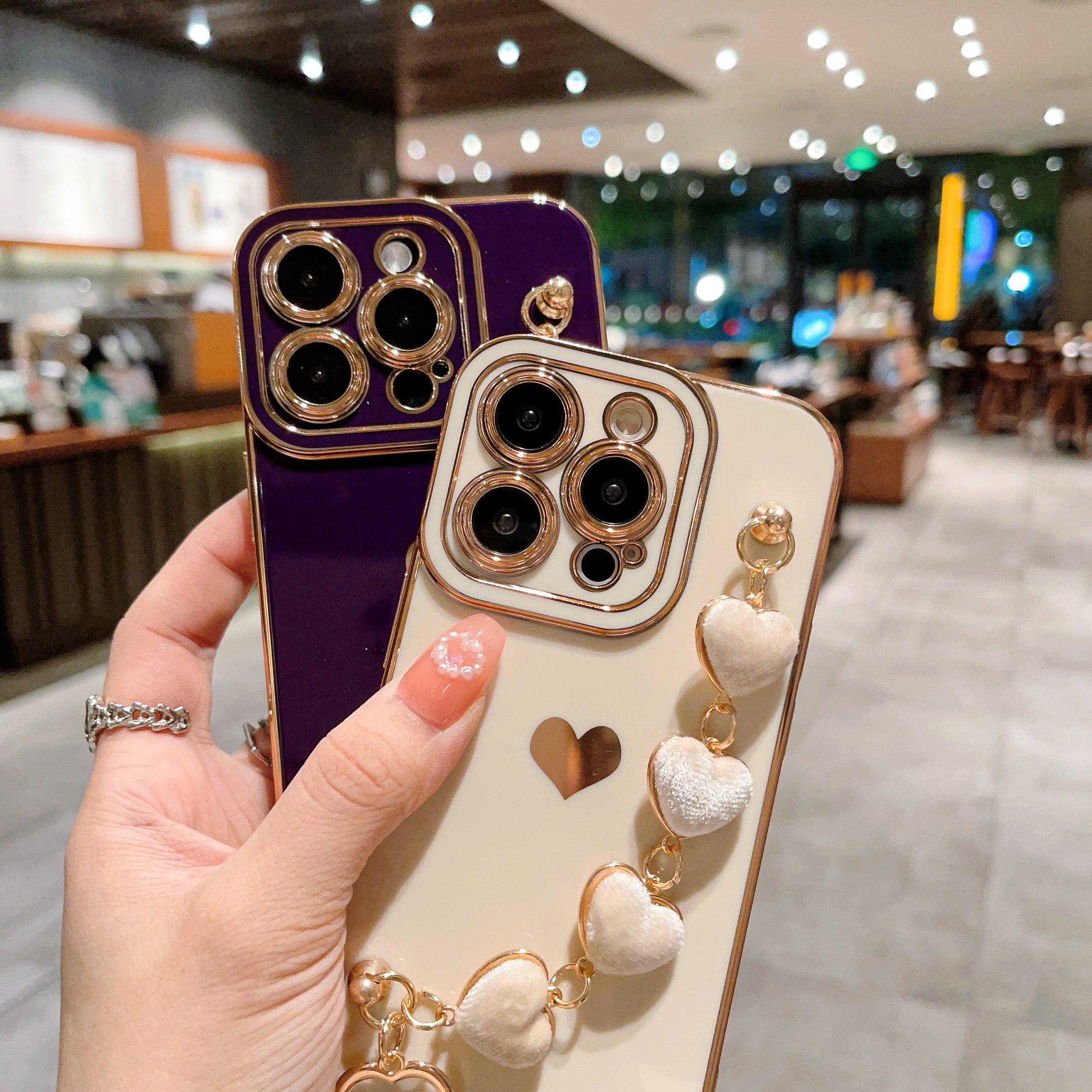 Pouzdro na telefon iPhone 14 Pro s galvanickým pokovováním TPU na telefon s plyšovým řemínkem Love-Heart Pouzdro na telefon iPhone 14 Pro s galvanickým pokovováním TPU na telefon s plyšovým řemínkem Love-Heart